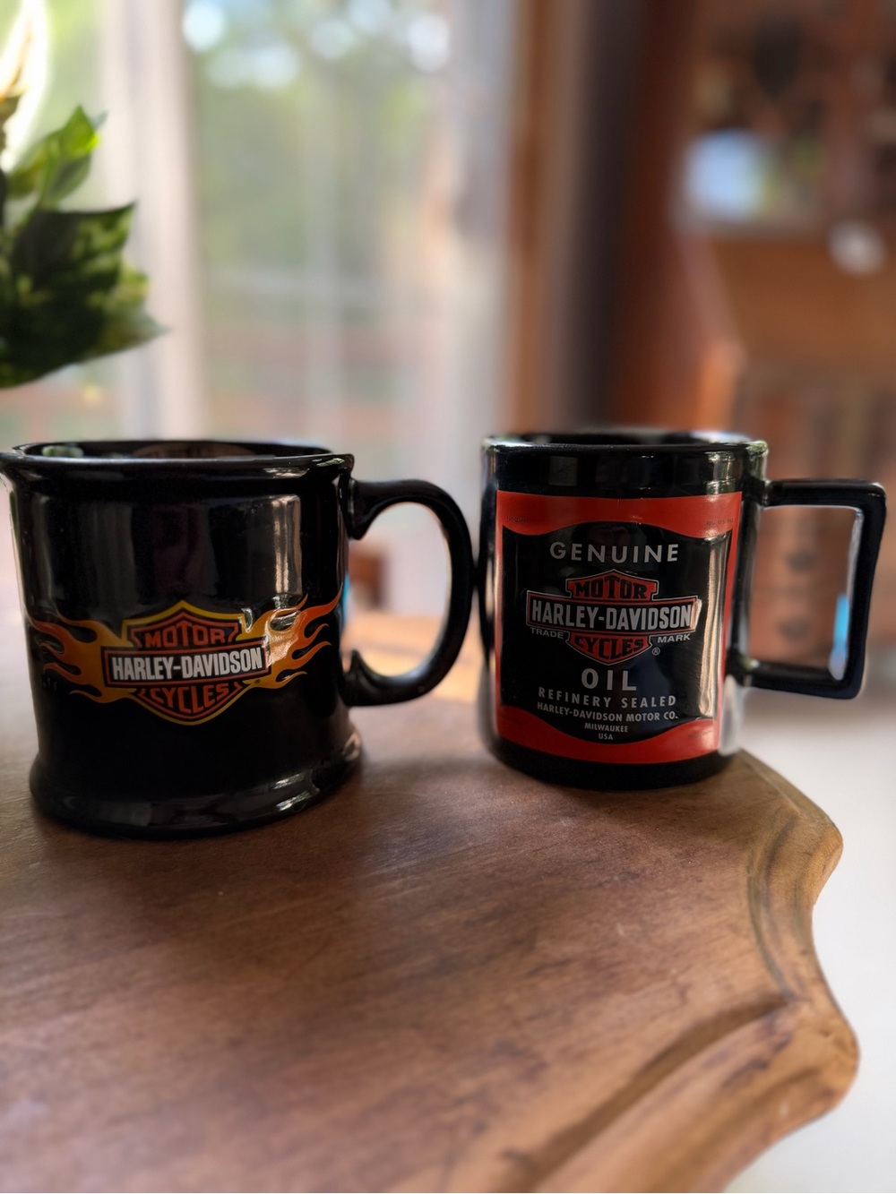 Harley-Davidson Black Mugs with Red and Orange Logo Accents